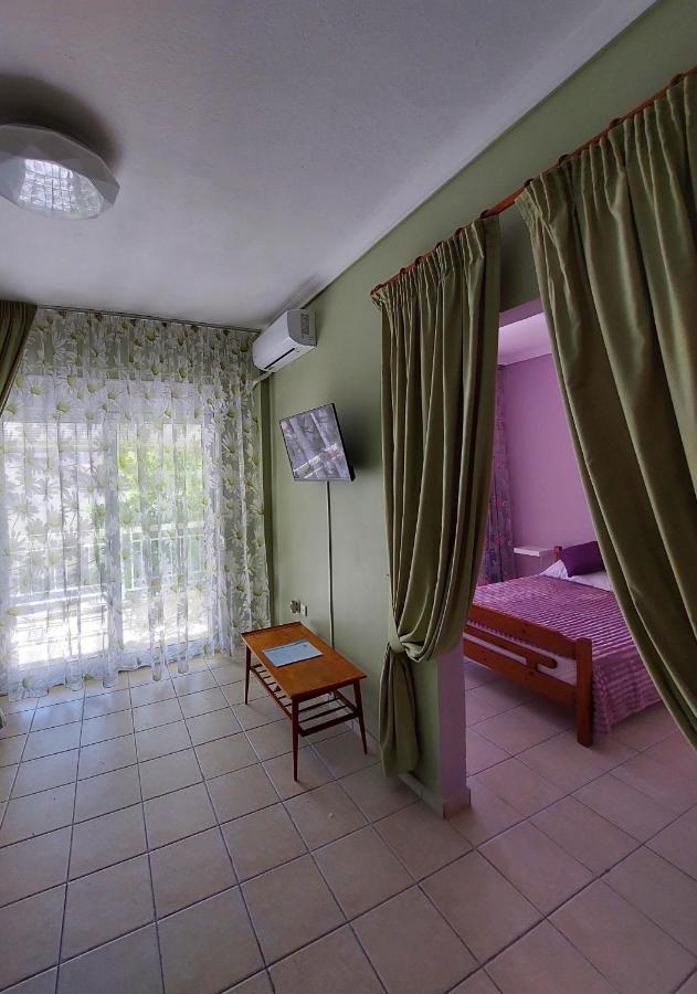 Orange Tree Apartment Asproválta Exteriér fotografie